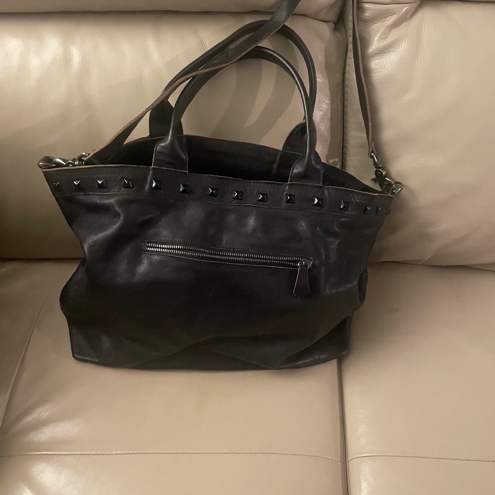 Lagos Shoulder bag